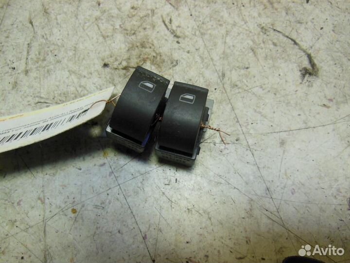 Кнопка стеклоподъемника Audi A6 allroad quattro