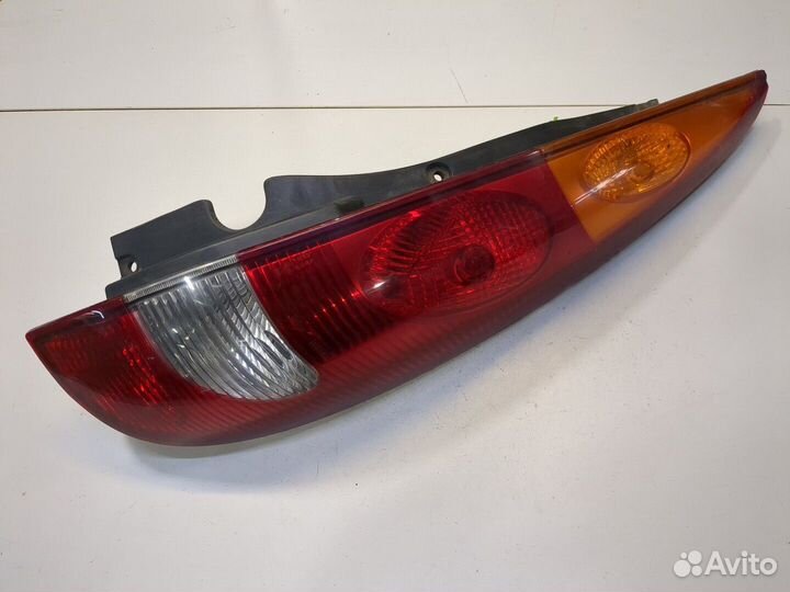 Фонарь (задний) Nissan Almera Tino, 2003