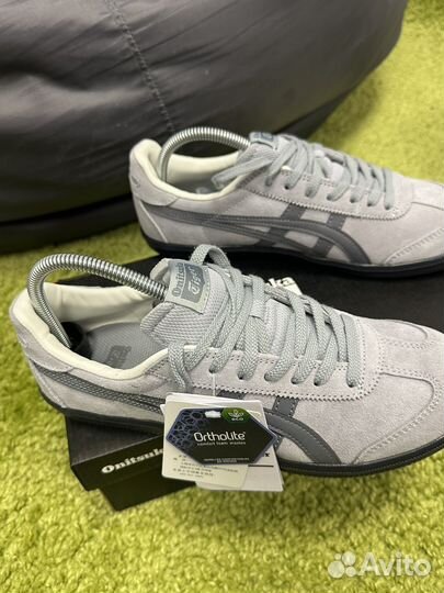 Onitsuka tiger grey