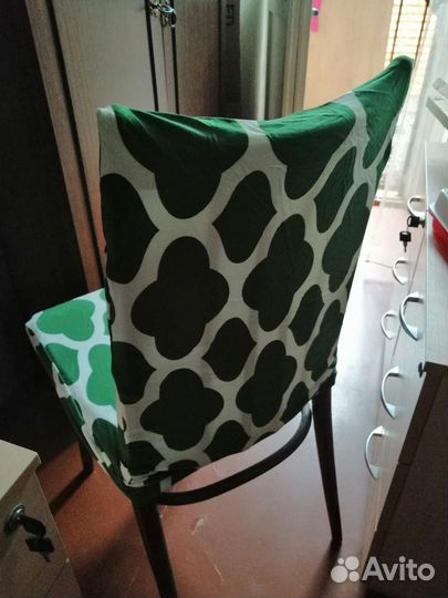 Чехлы на стулья со спинкой зелёные с белым