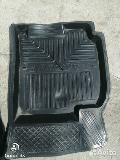 Автомобильные коврики резиновые