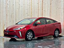 Toyota Prius 1.8 CVT, 2019, 74 000 км, с пробегом, цена 2 500 000 руб.