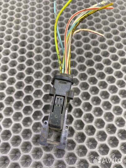 Б/У фишка (разъем ) Citroen C4 SX VTR (купэ)