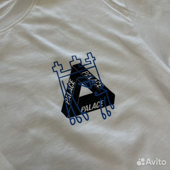 Футболка Palace