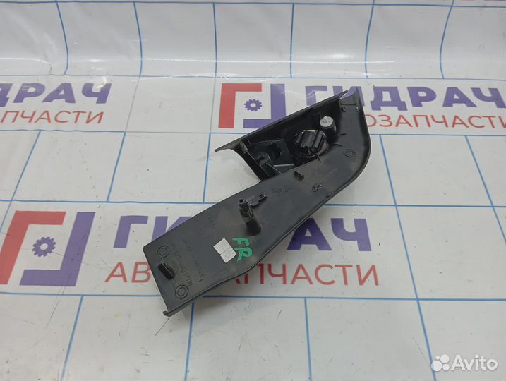 Крышка зеркала внутренняя правая Ford Focus 2 1376076