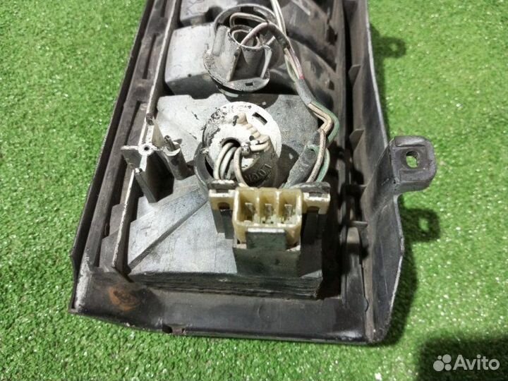 Стоп-сигнал задний правый Toyota Town Ace R20