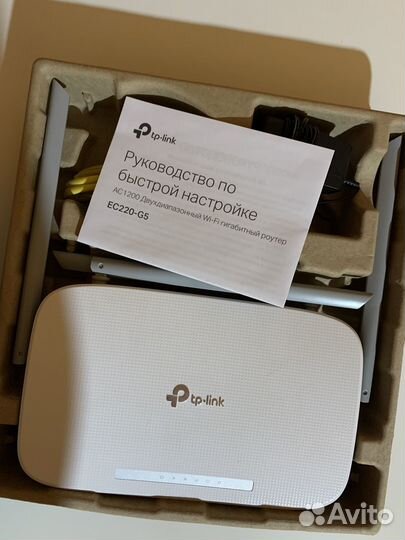 Двухдиапазонный Wi-Fi гигабитный роутер EC220-G5