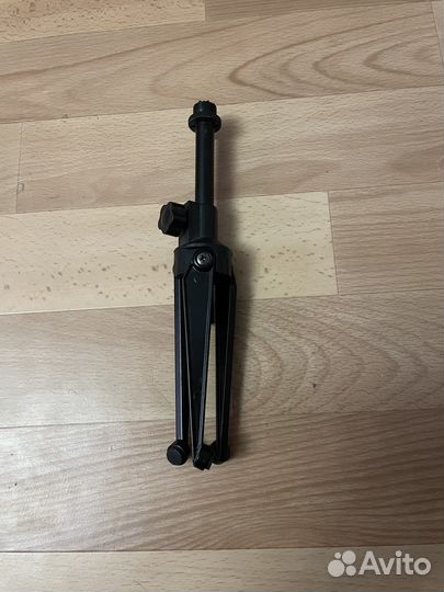 Тренога для микрофона