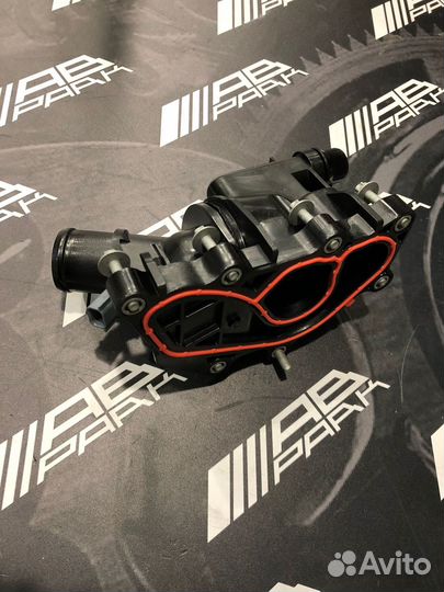 Термостат Mercedes M282 оригинал