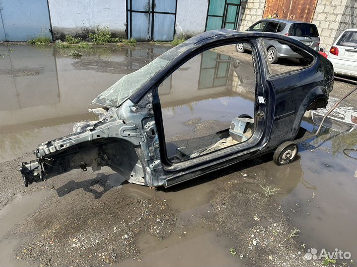 Боковина кузова левая Ford Focus 2 купе