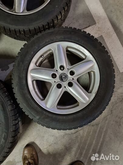 Комплект зимней резины mini r16 205/60 run flat