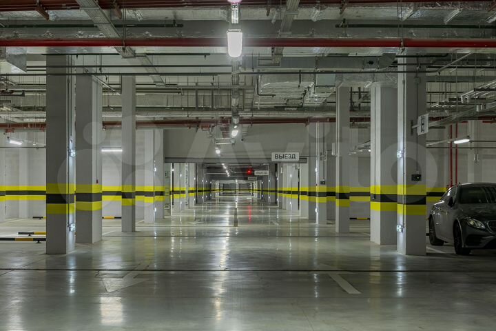 Машиноместо, 13 м²