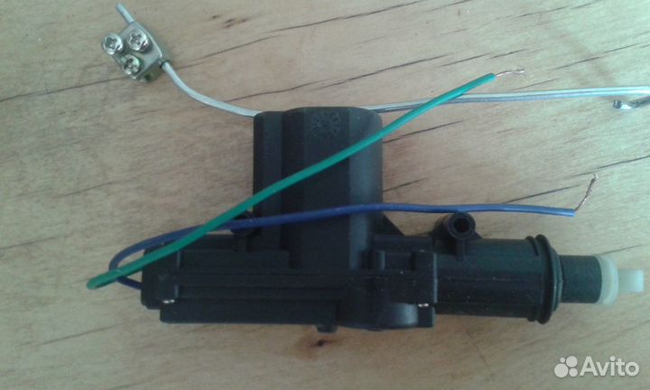 Тяговое реле для открытия закрытия дверей