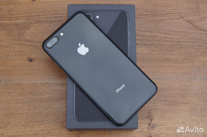 iPhone 8 plus 64gb