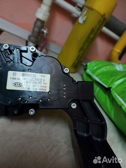 Моторчик очистителя задней двери Hyundai ix35