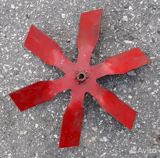 Винт стальной