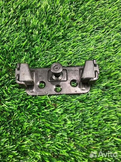 Замок багажника Bmw 1 E87 N45B16 2005