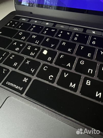 Macbook pro 13'' 2019 touch bar