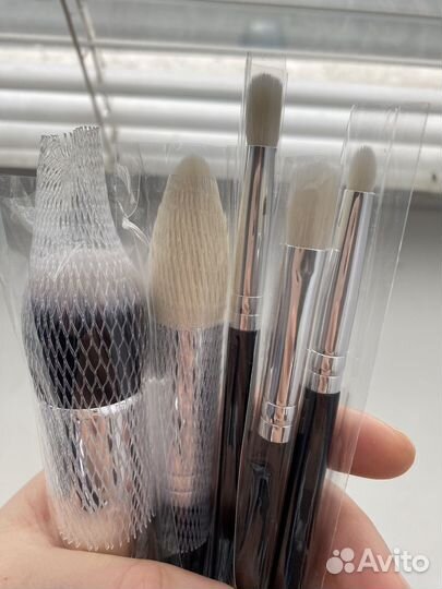 Кисти для макияжа новые