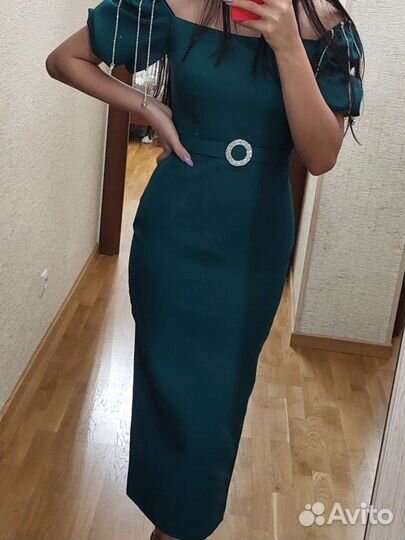 Вечернее платье