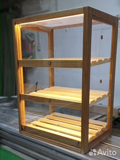 Настольная витрина для кофейни loft-дуб