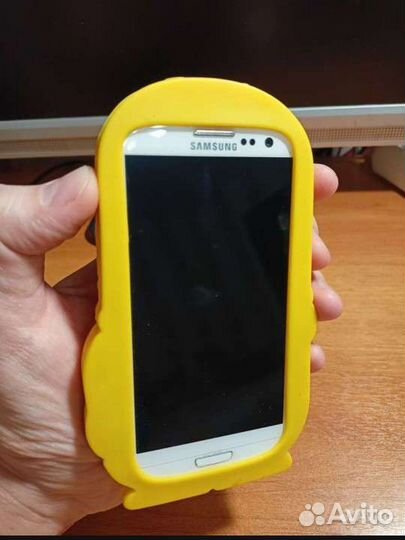 Чехлы на Samsung S3. Миньон и Минни маус