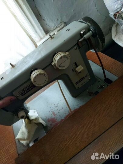 Швейная машинка чайка бу