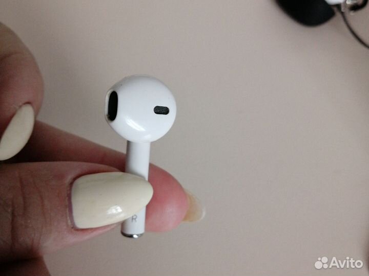 Беспроводные наушники