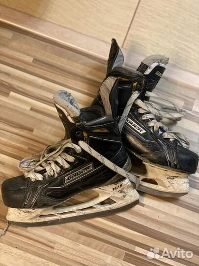 Коньки хоккейные