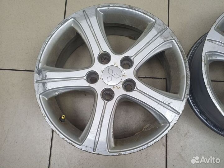 Литые диски на Mitsubishi ASX R16 5x114,3