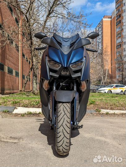 Макси-скутер Yamaha X-Max 250