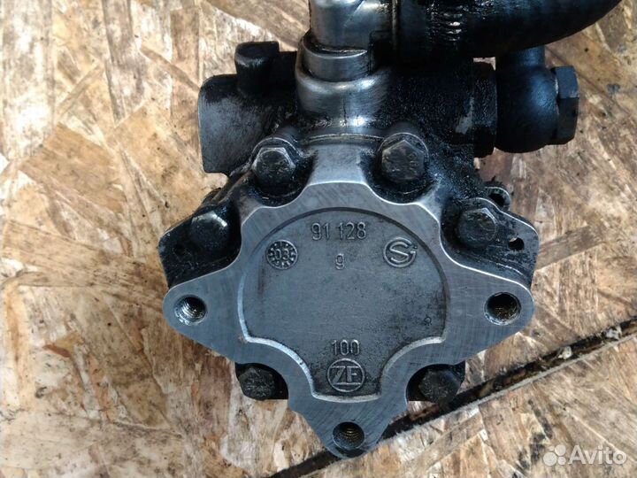 Насос гура Audi A6 C5, 2.5TDI AKE