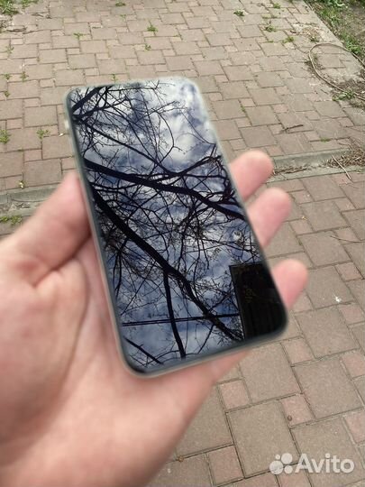 iPhone X, 128 ГБ