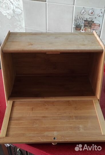 Хлебница деревянная