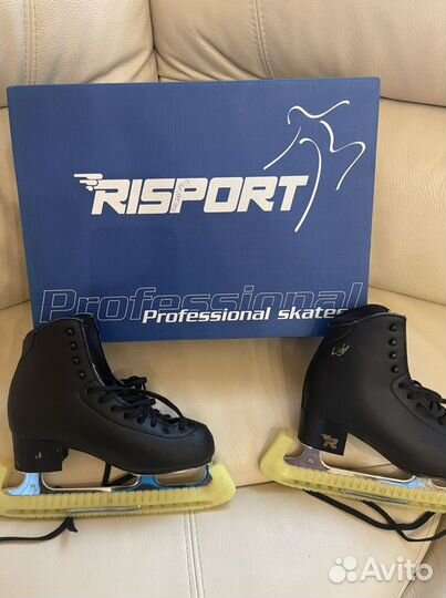Коньки Продаются коньки Risport размер 24.5