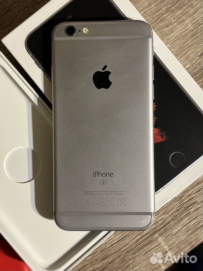 iPhone 6S, 64 ГБ