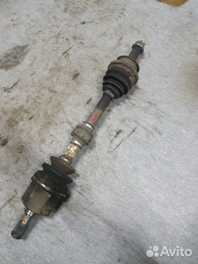 Привод, полуось передний левый Hyundai Sonata EF