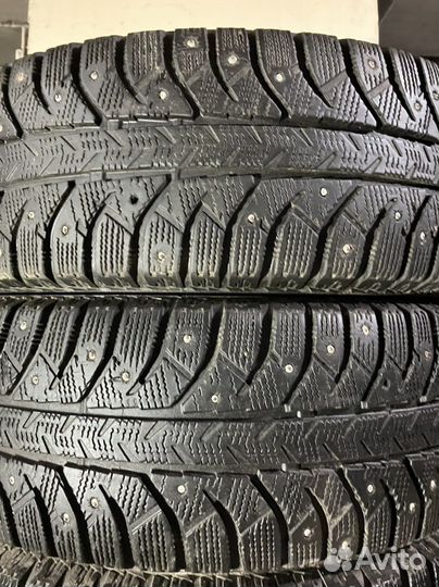 Bridgestone Ice Cruiser 7000 195/65 R15