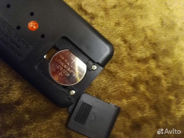 Винтажный будильник на батарейке