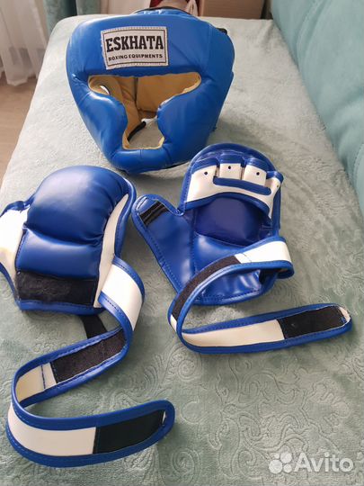 Шлем и перчатки для мма