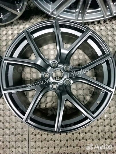 Новый комплект дисков Jeep R20