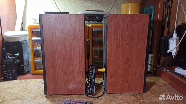 Музыкальный центр 355