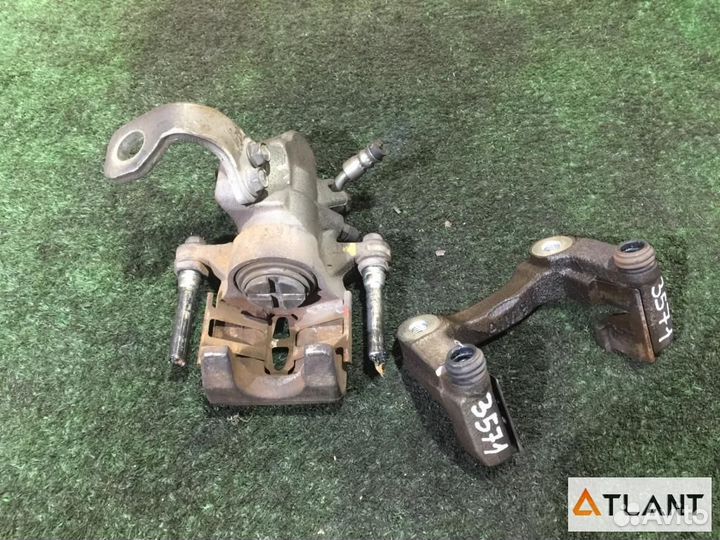 Суппорт задний левый honda CR-Z