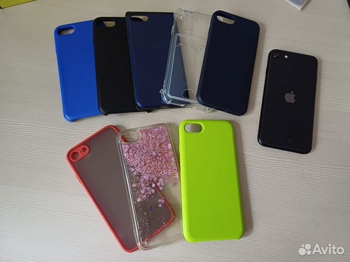 Телефон iPhone se 2020