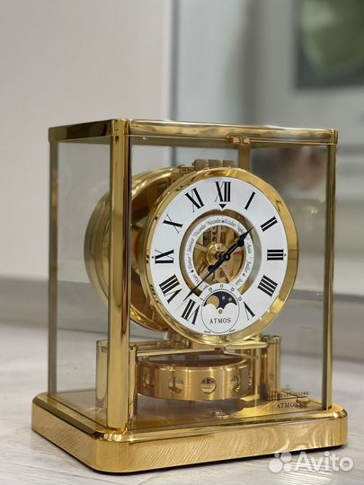 Настольные часы