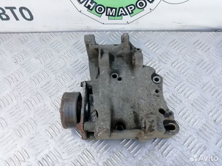 Кронштейн генератора Peugeot Partner M59 1.4 KFW