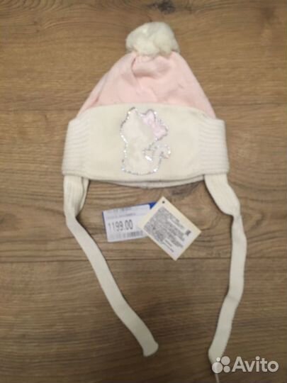 Шапка для девочки новая