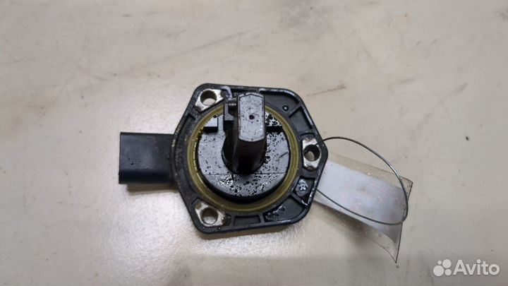 Датчик уровня масла Volkswagen Golf 6, 2009