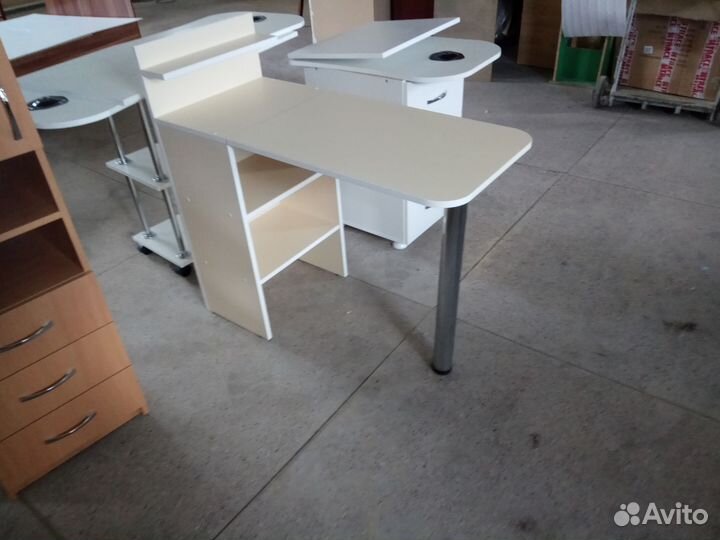 Стол маникюрный Mini. Раскладной