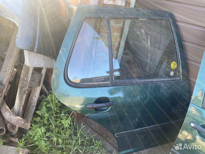 Дверь Volkswagen Golf 4